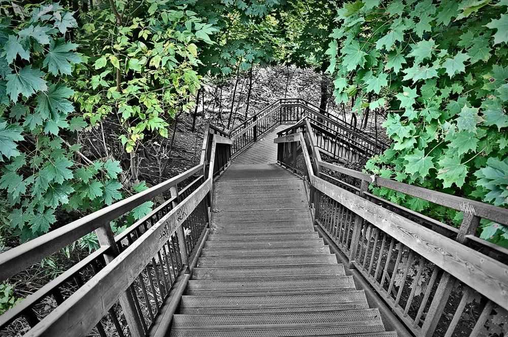 photo d'un escalier après colorisation dans ColorStrokes